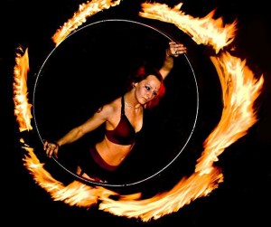Fire_Gypsy_performing_with_a_fire_hula_hoop